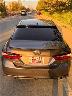 تۆیۆتا کامری